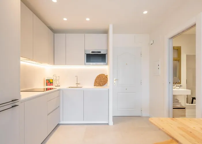 Sök La Romana Seafront Marbella